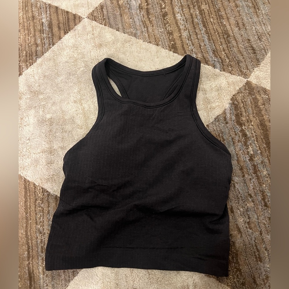 Lululemon ebb to street tank